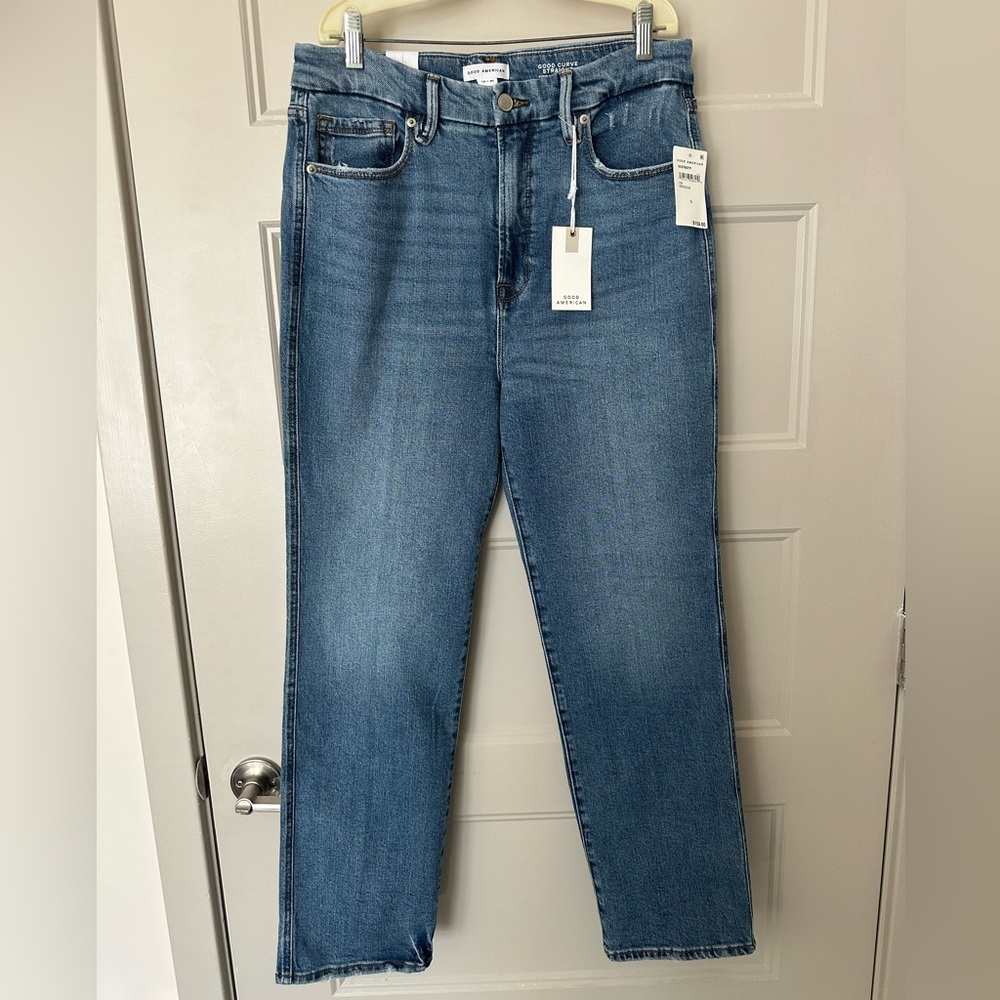 Good American Blue Straight Leg Curvy Jeans